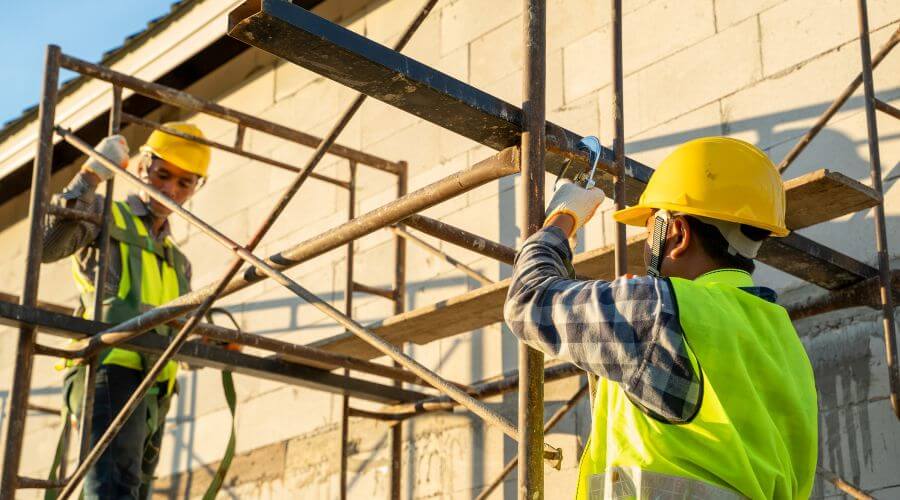 Expert new roof installation services in Mellwood, AR